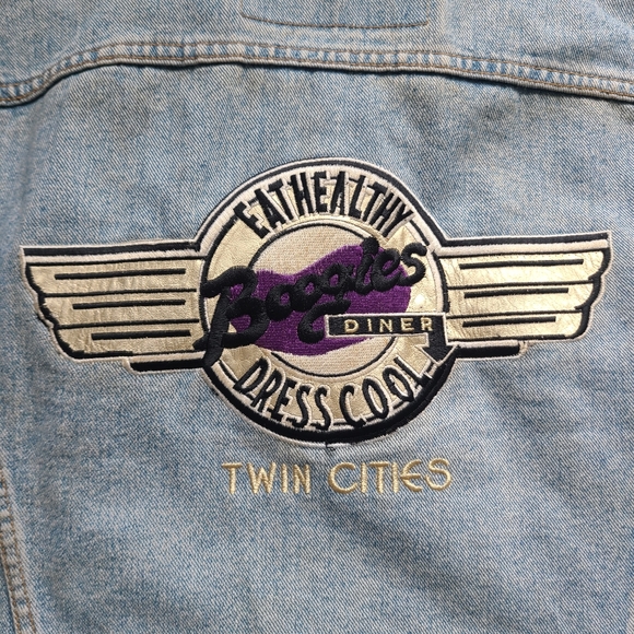 Vintage 90s Boogies Diner Twin Cities Medium Levi's Denim Jacket 70598 4834 - Picture 3 of 11